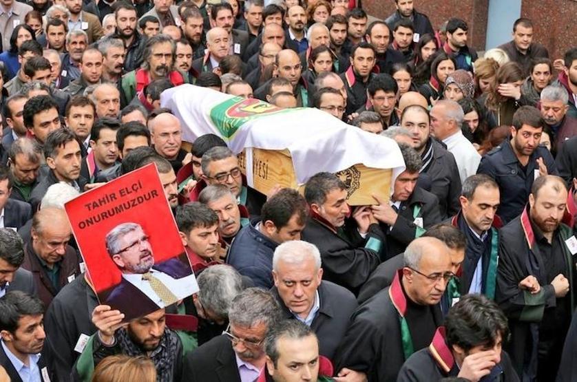 Tahir Elçinin karısı Türkan Elçi hukuk okumaya başladı