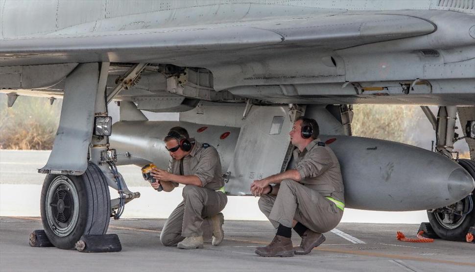 Katar ve İngiltereden Dohada ortak hava tatbikatı