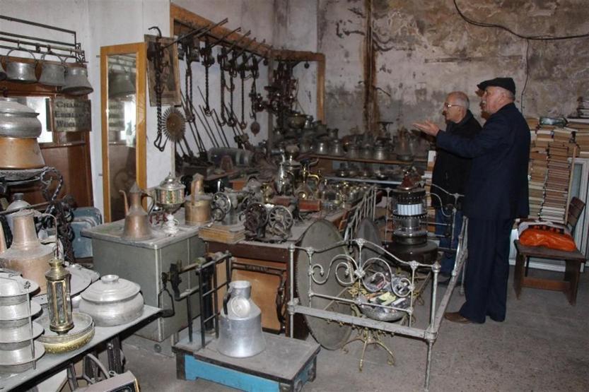 50 yıl boyunca biriktirdi şimdi antika oldu