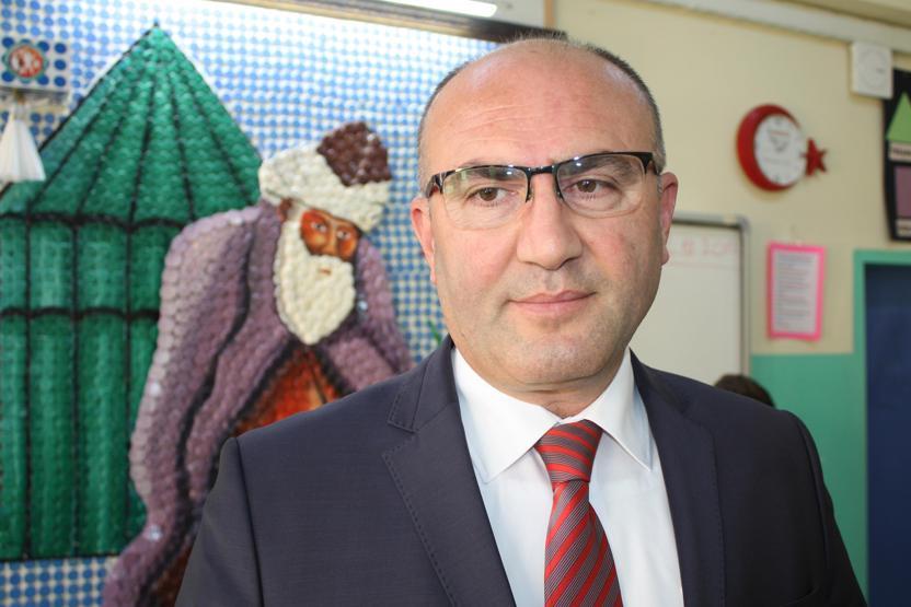 Şişe kapaklarından Mevlana tablosu yaptılar