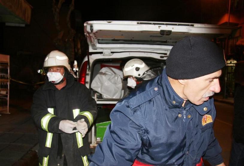Tavandan kurtlar döküldü, ceset ortaya çıktı