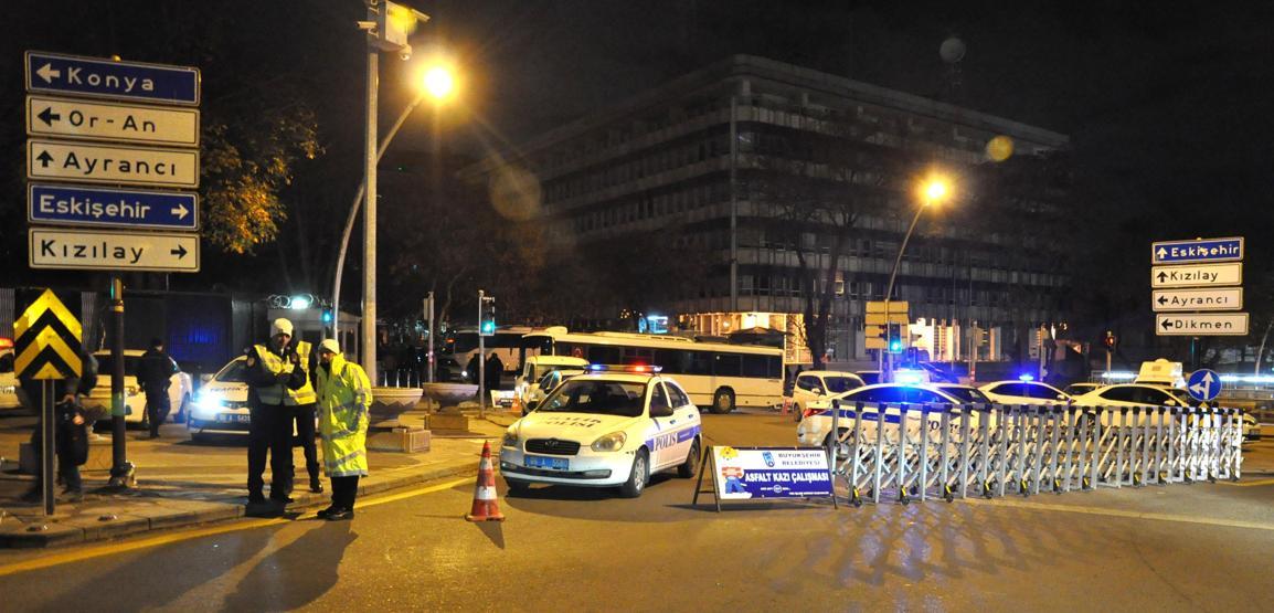 Son Dakika... Ankaradaki ABD Büyükelçiliği önünde Kudüs eylemi