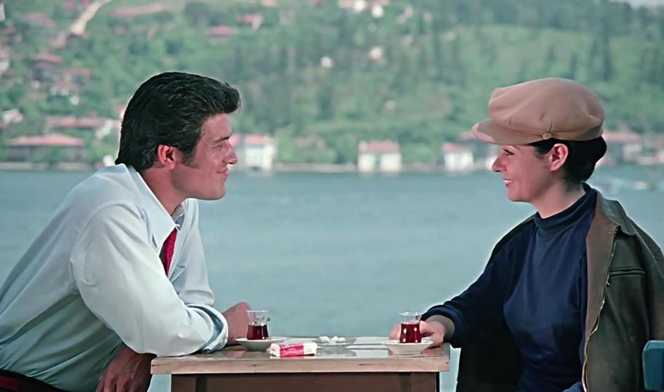 Fatma Girik’e “Şoför Nebahat”lı yaş günü