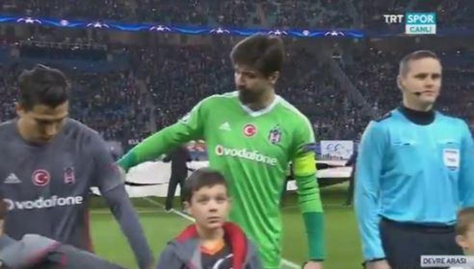 UEFA Tolga Zengine kalp gönderdi... Leipzig-Beşiktaş maçında gözden kaçan detay...