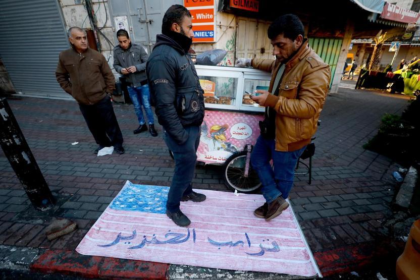 Bayraklar yakıldı, intikam yemini edildi: Filistin’den protesto manzaraları