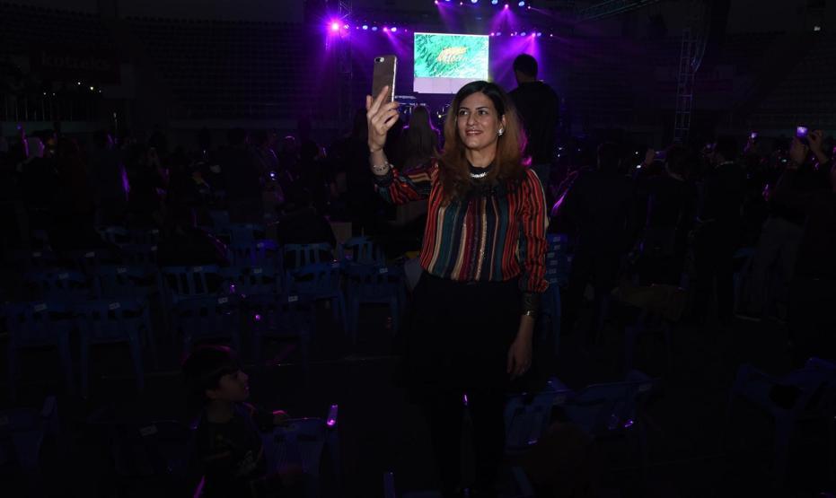 Vana akın ettiler