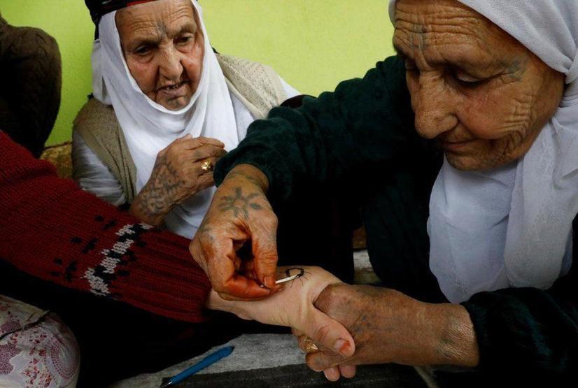 Mardin ve Şanlıurfanın dövmeli kadınları