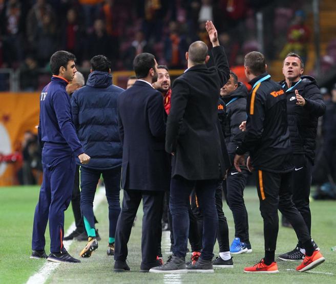 Okan Buruktan olay hareket