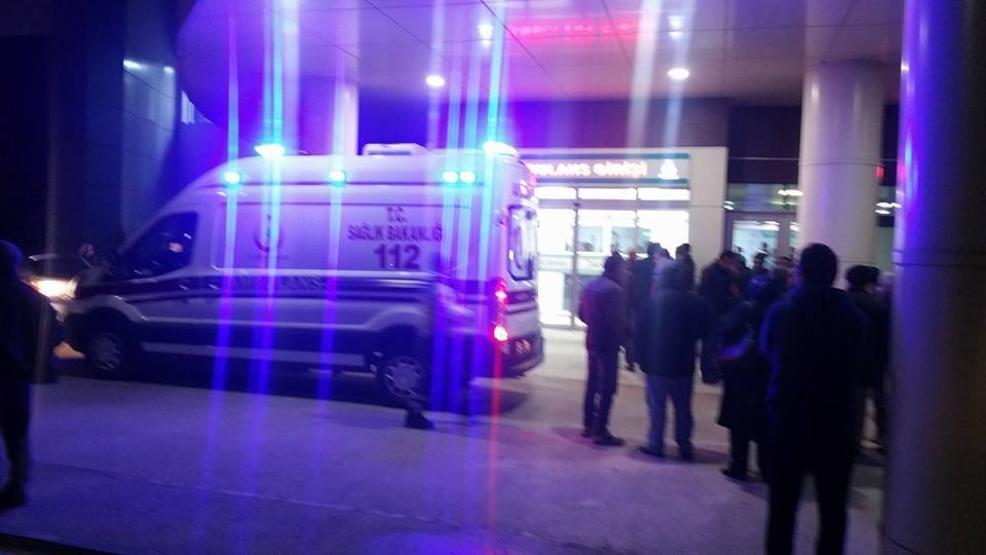 İki otomobil çarpıştı, 1i ağır 6 kişi yaralandı