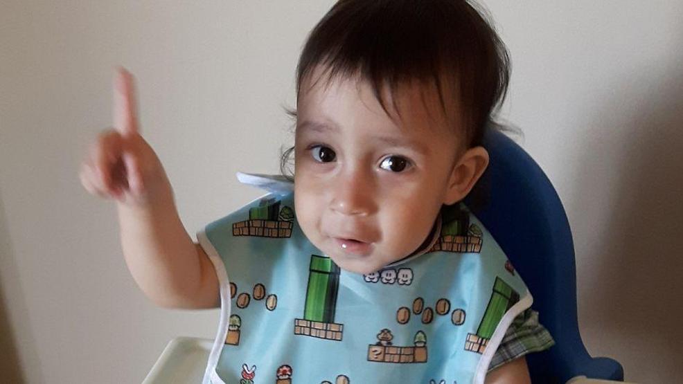 Bütün besinlere alerjisi var, sadece organik şeftali yiyebiliyor