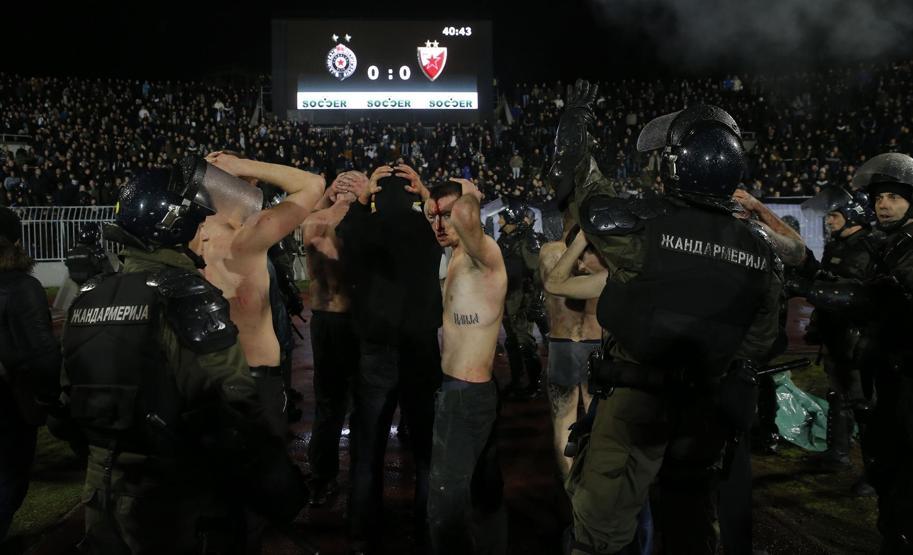 Partizan-Kızılyıldız savaşı... Çok sayıda yaralı var