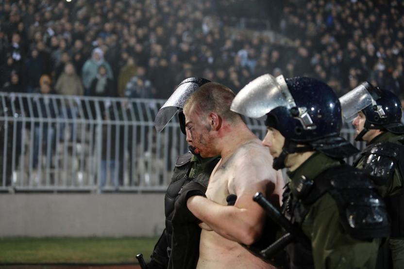 Partizan-Kızılyıldız savaşı... Çok sayıda yaralı var
