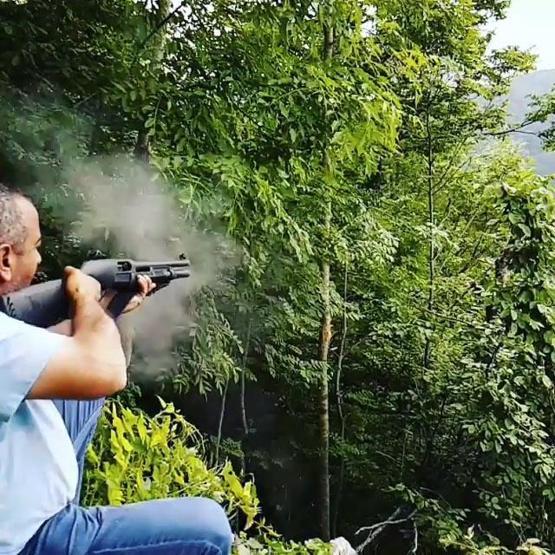 Tüfekle ağaçları parçalamıştı, hakkında işlem başlatıldı