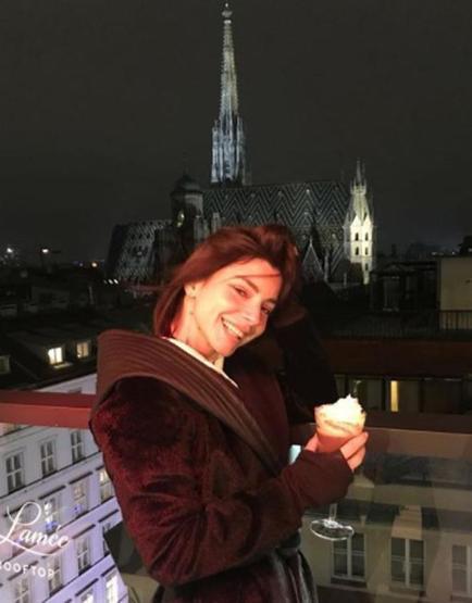 Merve Boluğur üzüntüden saç kıran oldu