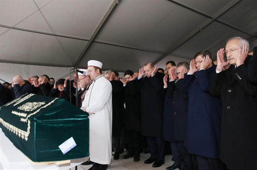 Mesut Yılmazın oğlu Yavuz Yılmaz son yolculuğuna uğurlandı