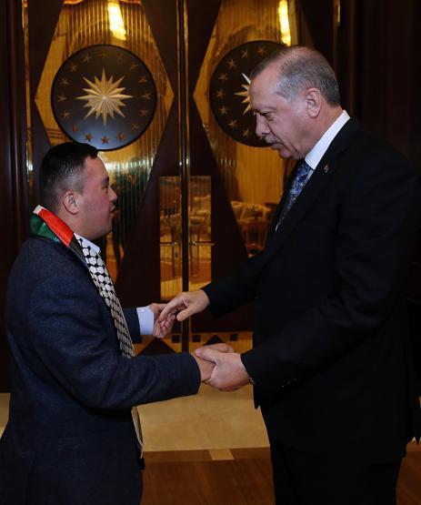 İsrail askerleri gözaltına almıştı. Cumhurbaşkanı Erdoğan, Muhammed et-Tavili kabul etti