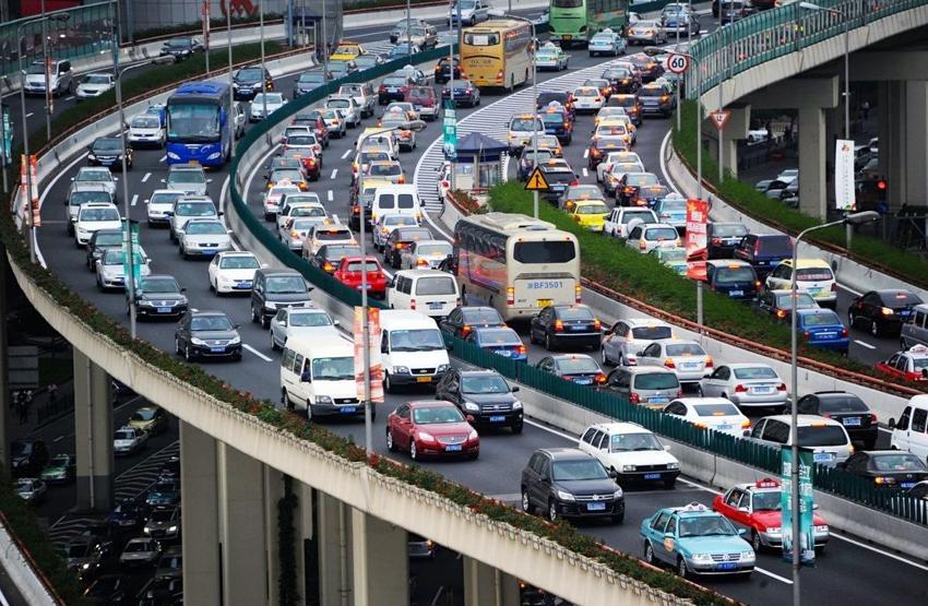 İstanbul en yoğun trafiği olan kentler listesinde 6. oldu