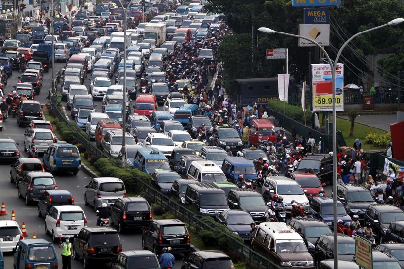 İstanbul en yoğun trafiği olan kentler listesinde 6. oldu