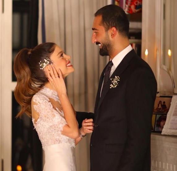 Volkan Babacan ile Hilal Özdemir nişanlandı