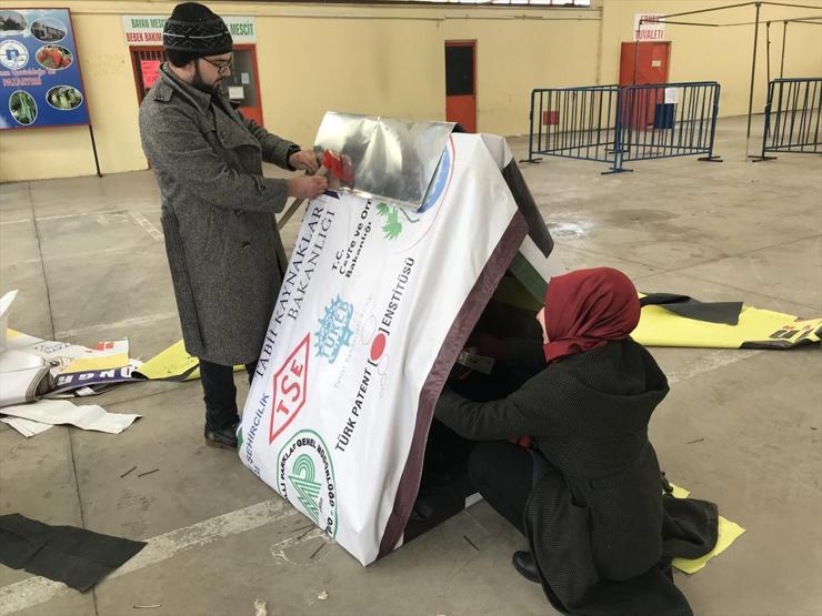 Dondurucu soğukta hayvanları unutmadılar