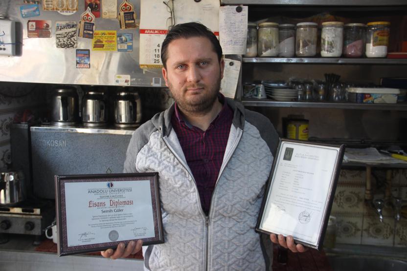İzmirde çift diplomayla çaycılık yapıyor