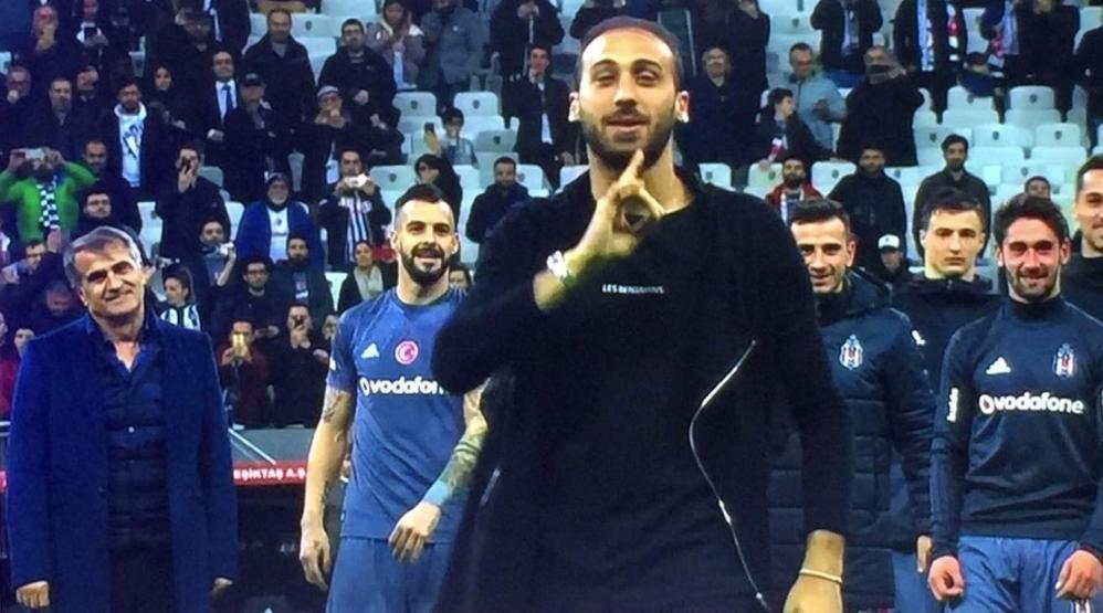 Cenk Tosun veda eder gibi davrandı