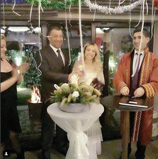 Şevket Çoruh yeni yıla evli girdi