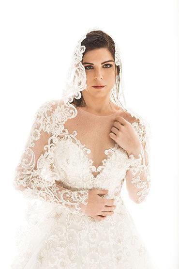 Pelin Öztekin 86 kilo verdi, gelinlik giydi