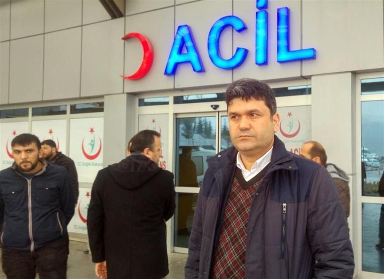 Madencileri taşıyan minibüs şarampole yuvarlandı: 23 yaralı