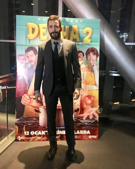 Deliha 2nin galasına ünlüler akın etti
