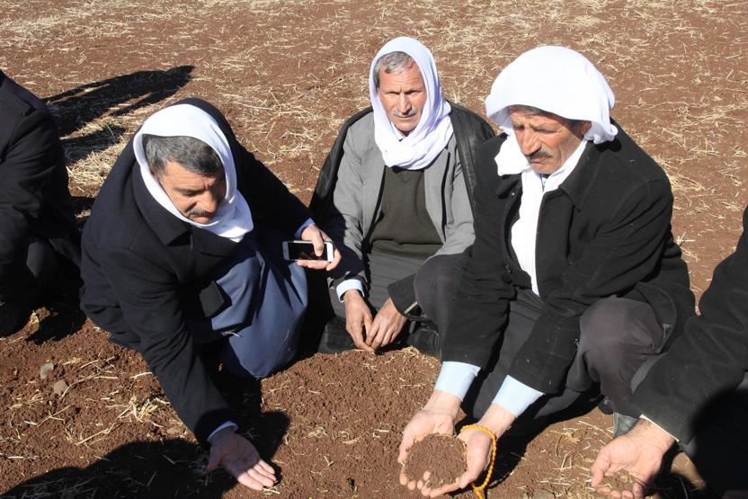 Şanlıurfada çiftçiler, yağmur duasına çıktı