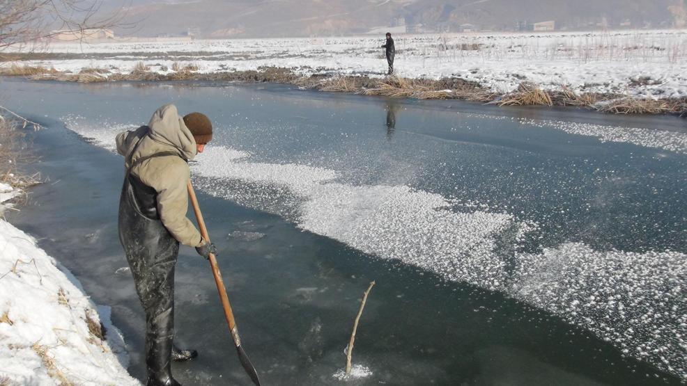 Yüksekovada Eskimo usulü balık avı