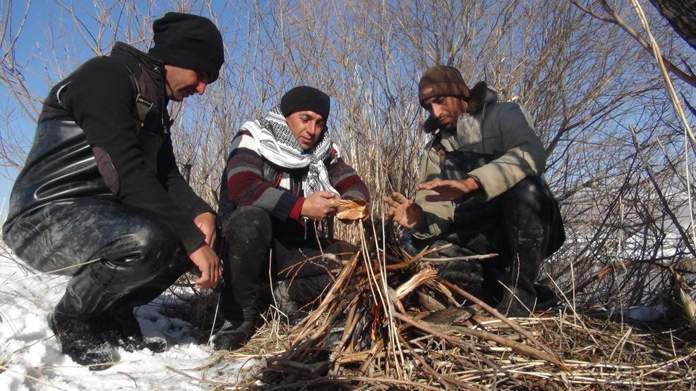 Yüksekovada Eskimo usulü balık avı