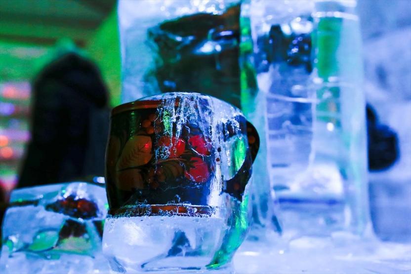 Moskovada büyüleyici buzdan heykel festivali
