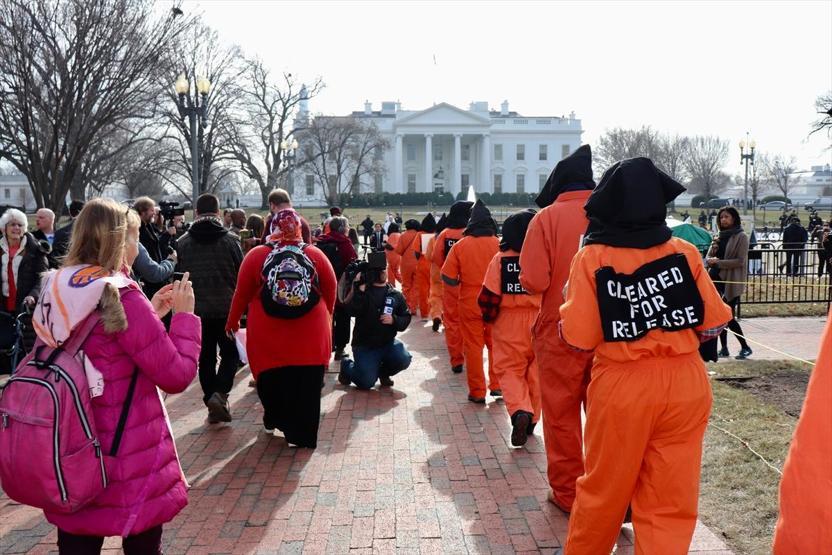 Beyaz Saray önünde Guantanamo gösterisi