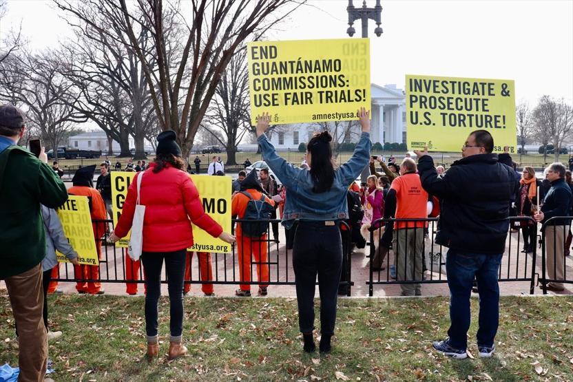 Beyaz Saray önünde Guantanamo gösterisi