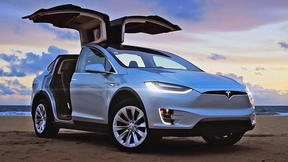 Elon Musk açıkladı: Teslayı bu yıl Türkiyede piyasaya süreceğiz
