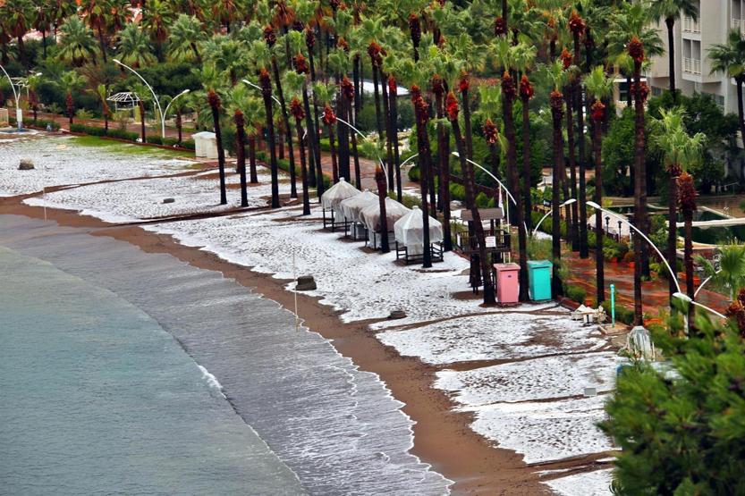 Tatil cennetinde Uludağ manzarası