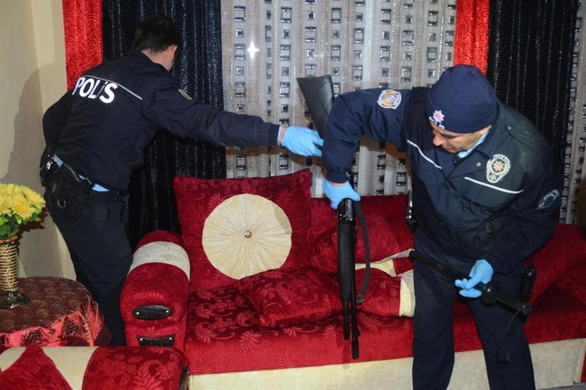 Polise yakalanmamak için Cono dili geliştirmişler