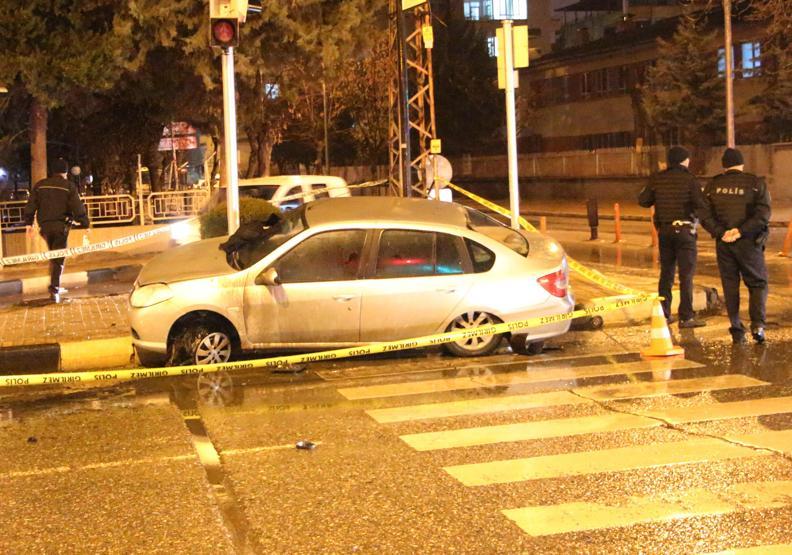 Polisin açtığı ateşle vurulan liseli genç hayatını kaybetti