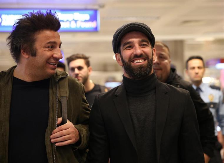 Arda Turan Başakşehirde de olmazsa Survivor Ünlüler takımına gider