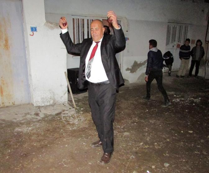 Öldü söylentilerine göbek atarak yanıt verdi