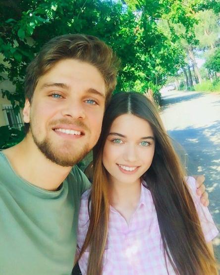 Ünlü oyuncuya akşam yemeği için 50 bin dolar teklif ettiler