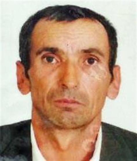 Arama kurtarma ekipleri kayıp çobanı arıyor