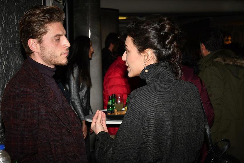 Merve Çağıran tiyatroda tartışma çıkardı