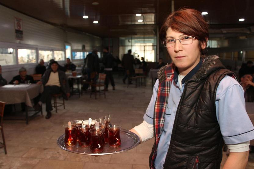 Kadından kahveci olmaz dediler, tepkileri azmiyle yendi