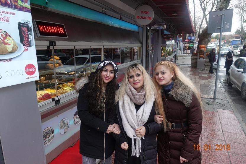 Adnan Oktar ve o kızların annesi hakkında uzaklaştırma kararı