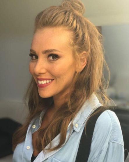 Elçin Sangu makyajsız yakalandı