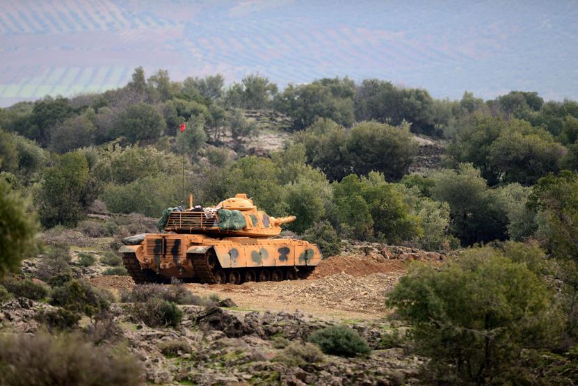Afrine Zeytin Dalı Harekatı sürüyor, tanklar Suriyeye girdi