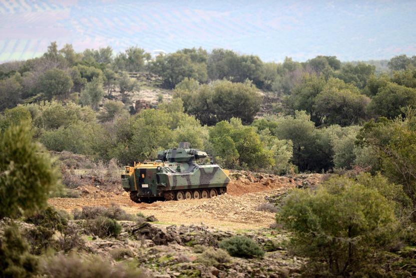 Afrine Zeytin Dalı Harekatı sürüyor, tanklar Suriyeye girdi